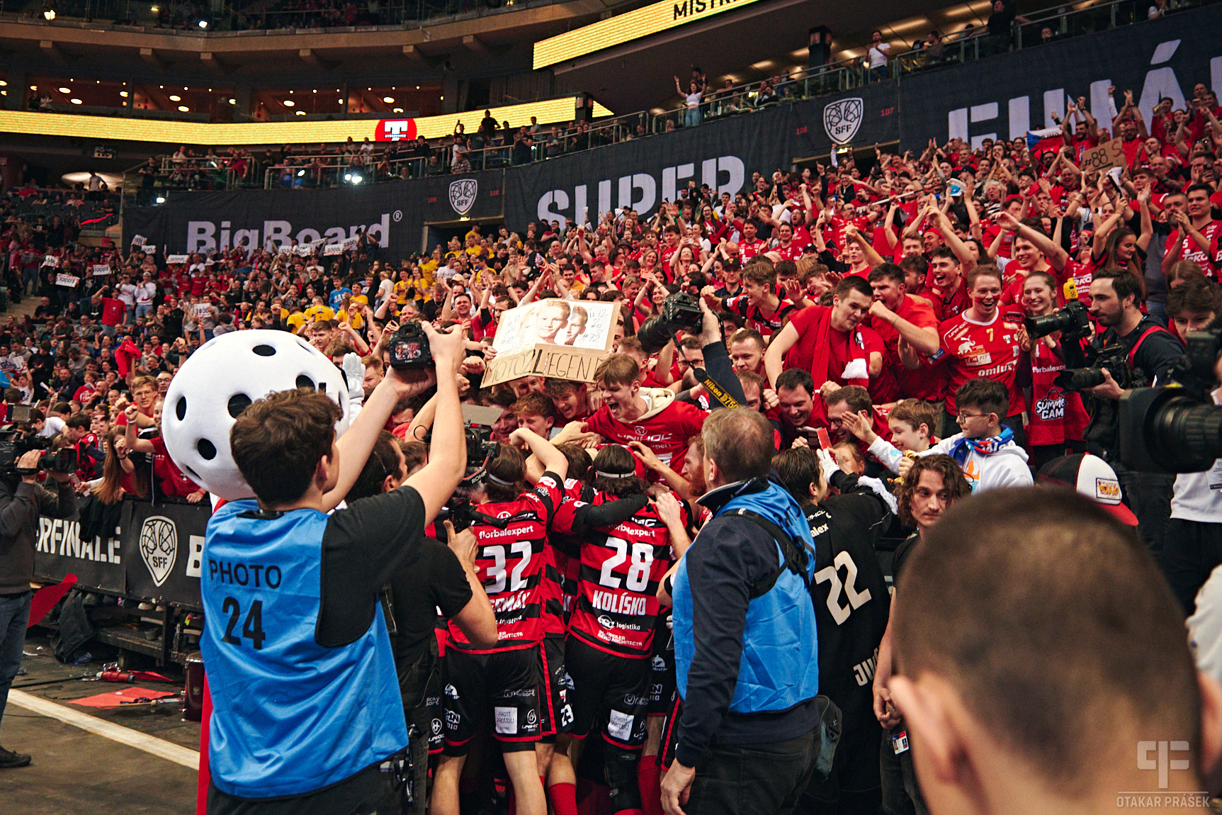 16.04.2023- O2 Aréna Praha - Superliga Muži - Superfinále 202
